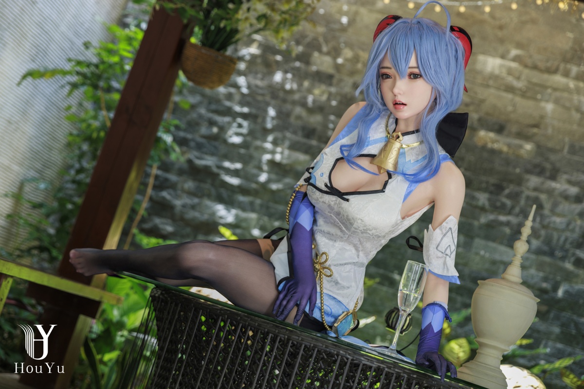 伝統な美少女ドール