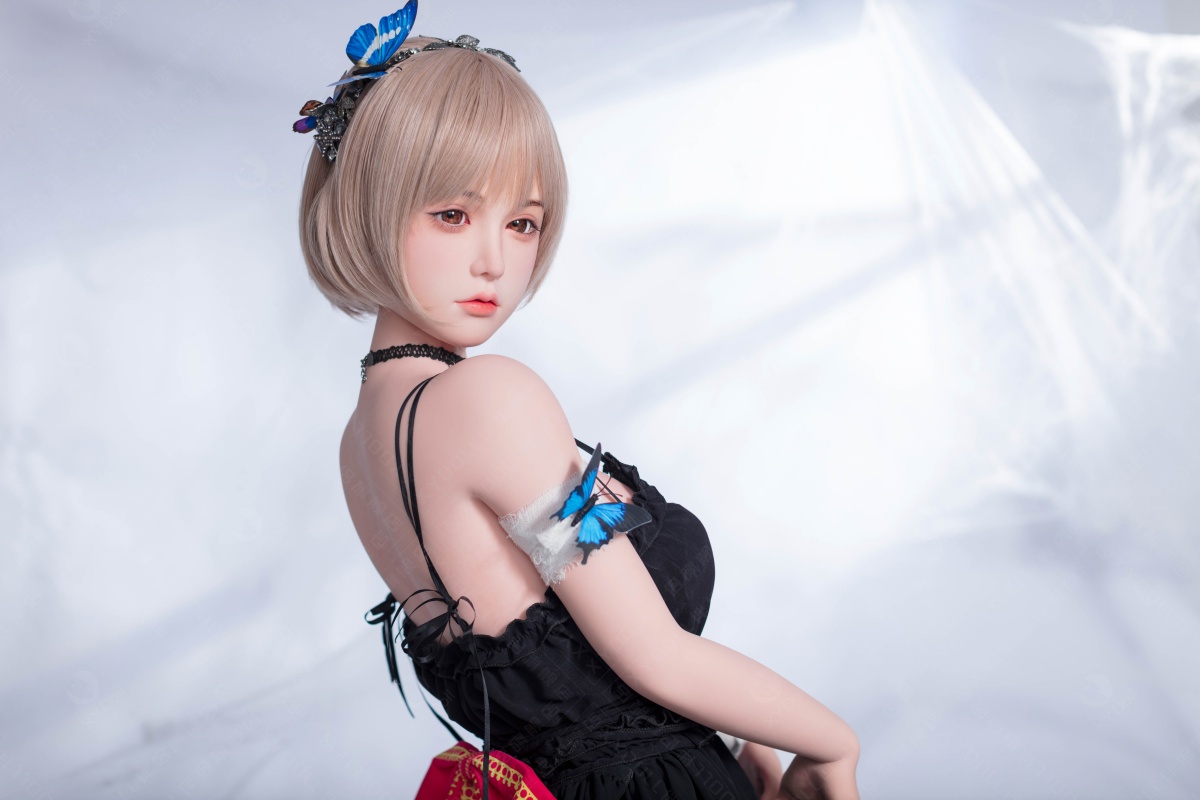 等身大人形 リアル抱き心地