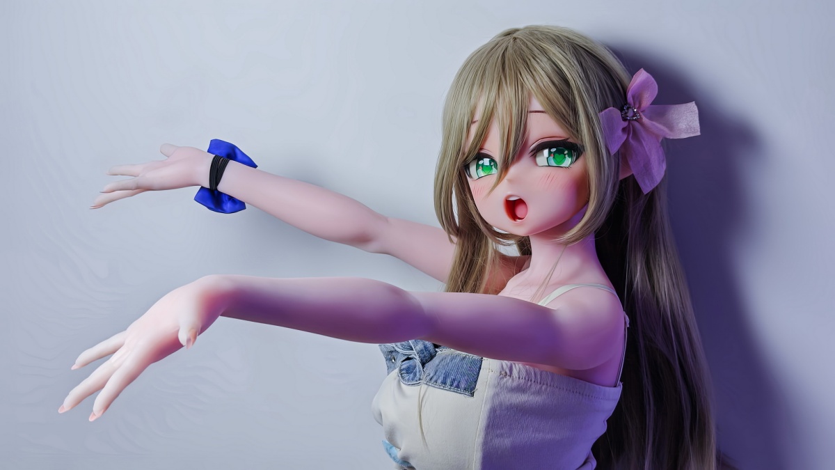 オーラル可能等身大アニメドール