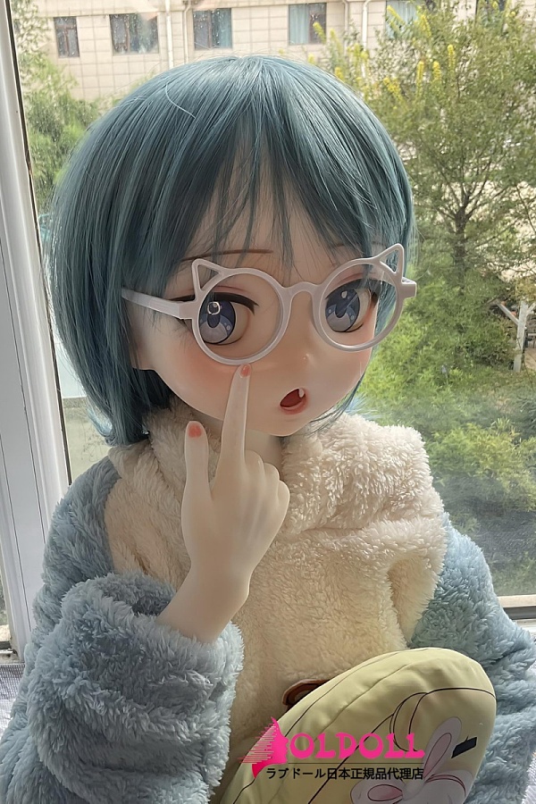 ElsaBabe アニメドール 125cm RAD019 天野南Amano Minamiヘッド  ブルーショートヘアと丸眼鏡の隣にいる幼なじみの娘 等身大アニメドール【お客様の撮影写真】