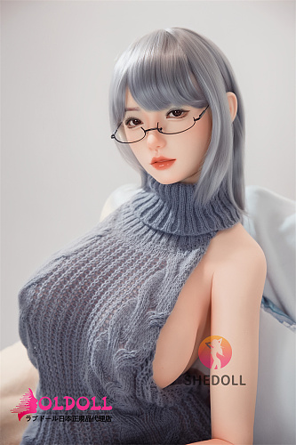【お客様の撮影写真】SHEDOLL  阿初ヘッド 163cm Hカップ  シリコン製リアルドール 眼鏡スタイル 知的でセクシーなダッチワイフ