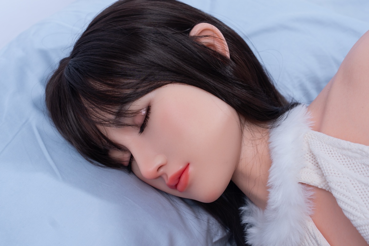 観賞用リアルドール