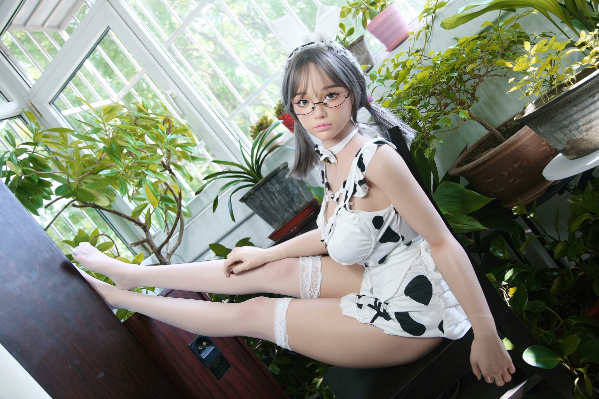 等身大フィギュア  癒し系ドール