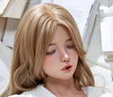 WTDOLL 165cm Eカップ  莓宝(Meibao) 白いネグリジェ姿の美人リアル金髪瞑り目ドール リアル皮膚付き
