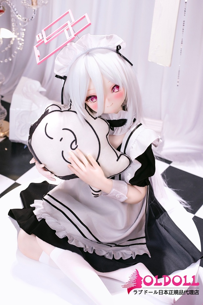 【宣伝画像と同じ衣装付き】XYGO 141cm Cカップ 爱丽丝（ailis）ヘッド シリコン頭+tpeボディ 白銀のボブヘアのメイド制服美少女アニメドール