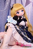 
141cm Cカップボディのスリムなシルエット 横向きポーズ
