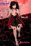 
キャミソールドレスのセクシーラブドールポーズ
