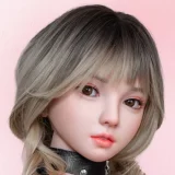 Art-doll 165cm Eカップ A16春月(chunyue)ヘッド 軽量化リアル製ラブドール グレーコート姿でソファにくつろぐ清楚系等身大ドール