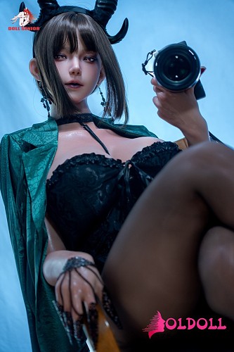 【星座シリーズ C02】Doll senior 170cm Hカップ Capricornヘッド やぎ座コスプレ 巨乳美人ラブドール 悪魔系デザイン