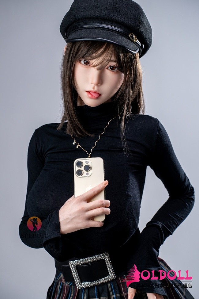 SHEDOLL楚玥（chuyue）ヘッド 163cm Hカップ シリコン製アダルトドール ボディ素材選択可 黒タートル×チェックミニスカート 美少女ラブドール