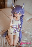 パープルヘアドール 鮮やかな髪色ディテール
