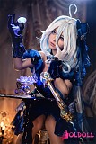 ブルードレスを着た幻想系ラブドールの立ち姿
