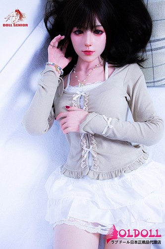 【お客様の撮影写真】Doll Senior 168cm Fカップ ヘッド#1霓裳(nichang) 清楚系 ラブドール 白ミニスカート姿の眼鏡美少女 等身大モデル