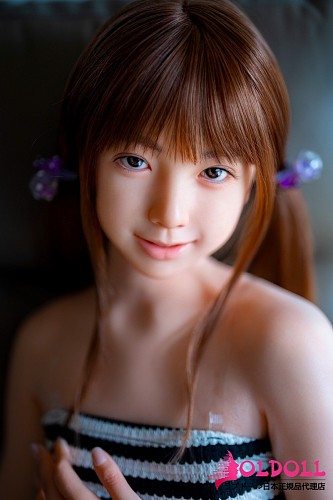 J cute AGD02紬ヘッド 149cm バスト平 シリコン製リアルドール ボーダー柄キャミが映える清楚系ラブドール