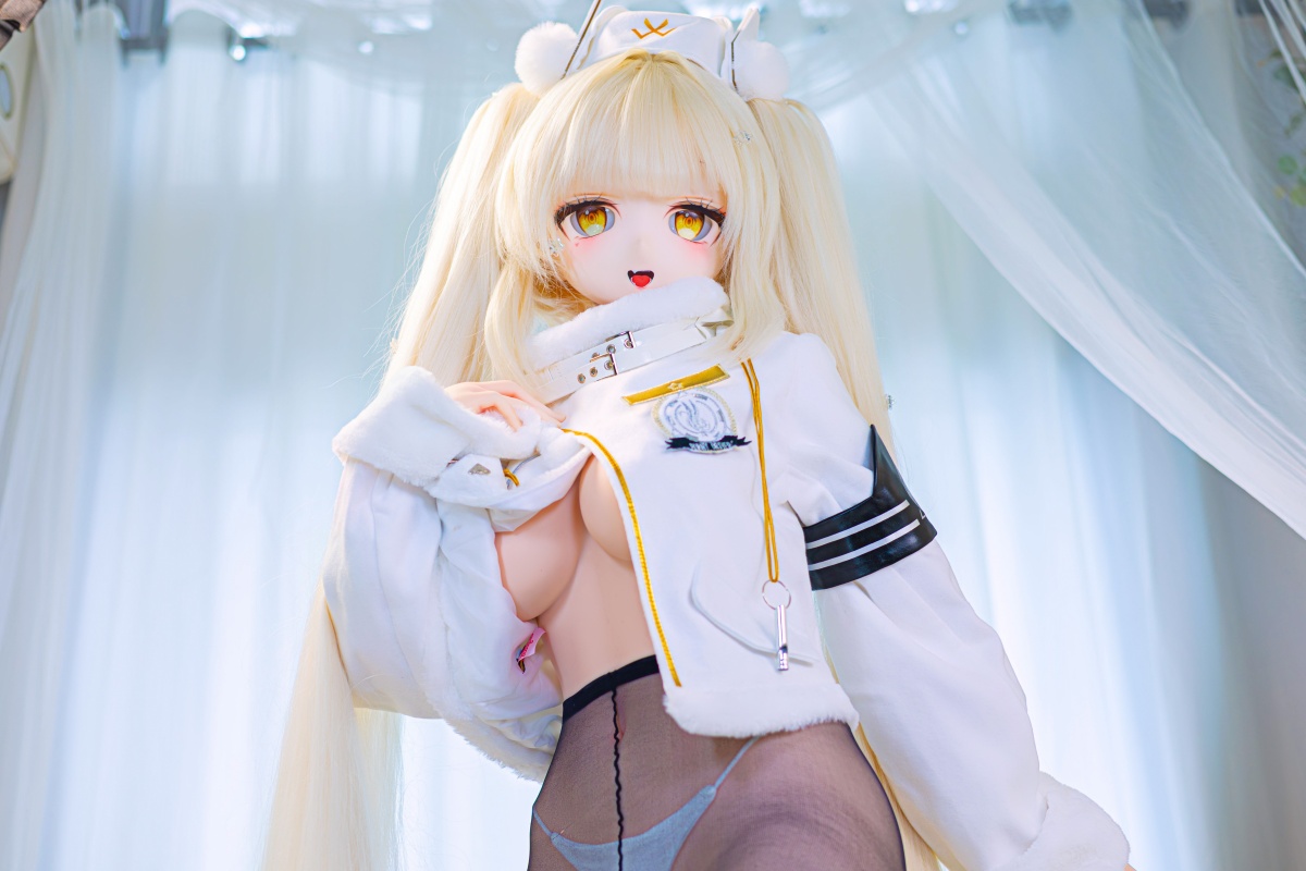 可愛いハイブリッドアニメドール