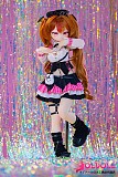 かわいいツインテールスタイルの等身大ドール
