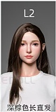 LACE DOLL 167cm Dカップ 赤木(chimu)ヘッド シリコンドール 清楚系ラブドール グリーンのチューブトップとショートパンツでくつろぐ美人ラブドール
