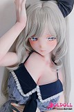 少し首を傾げた仕草が印象的な癒し系ラブドール
