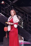 中華風の装いと豊満なボディが調和した巨乳ラブドール
