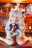 うさ耳とロングヘアが映えるコスプレドール
