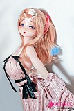 
ピンクワンピース姿のかわいいドール
