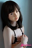 黒ビキニ姿が印象的な清楚系 ラブドール
