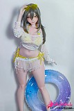 水田新奈ヘッド サングラスが映える上目遣いの表情
