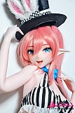二次元ドール 優しい微笑みを見せる横顔アングル
