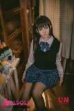 リアルな座りポーズのラブドール