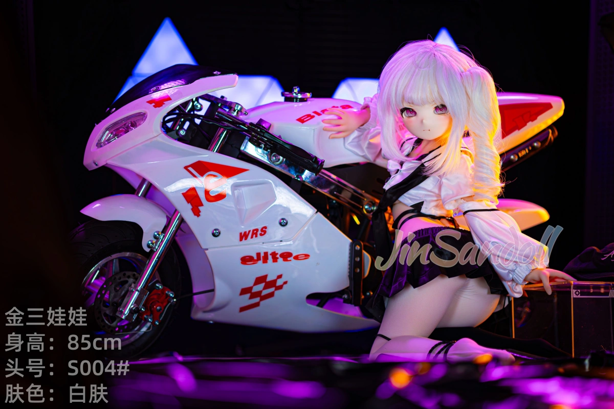 SF風アニメドール 白肌ドール