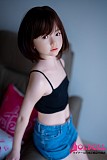 J cute 128cm 小型ラブドールの質感とボディライン
