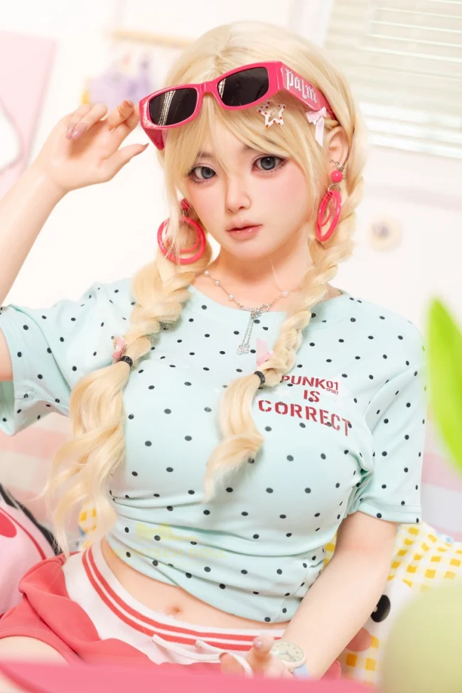 Irontechdoll 148cm Dカップ G1 夏萤(xiaying)ヘッド シリコン製リアルラブドール 三つ編みヘアの可愛いリアルドール