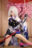 ゲームキャラクター風の等身大アニメドール