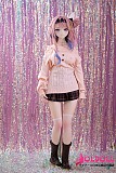 制服風ニットスタイルの155cm美少女ラブドールの上半身アップ
