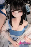 2次元キャラクター風の美少女ドール