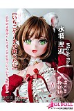 白い洋服と猫耳が愛らしい美少女ラブドールの全身ショット
