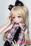 
ElsaBabe 尾崎芽依シリコンヘッド チャーミングな目元とメイク拡大
