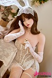 
153cm 美少女ラブドール Dカップ胸元と白レースのディテール
