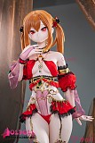 
セクシーな赤衣装とツインテール髪型の組み合わせ
