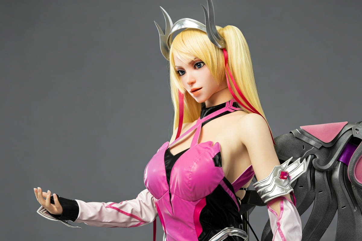 ファンタジーコスプレドール