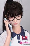 
初夏ヘッドの透明感あふれるナチュラルメイクと瞳のディテール
