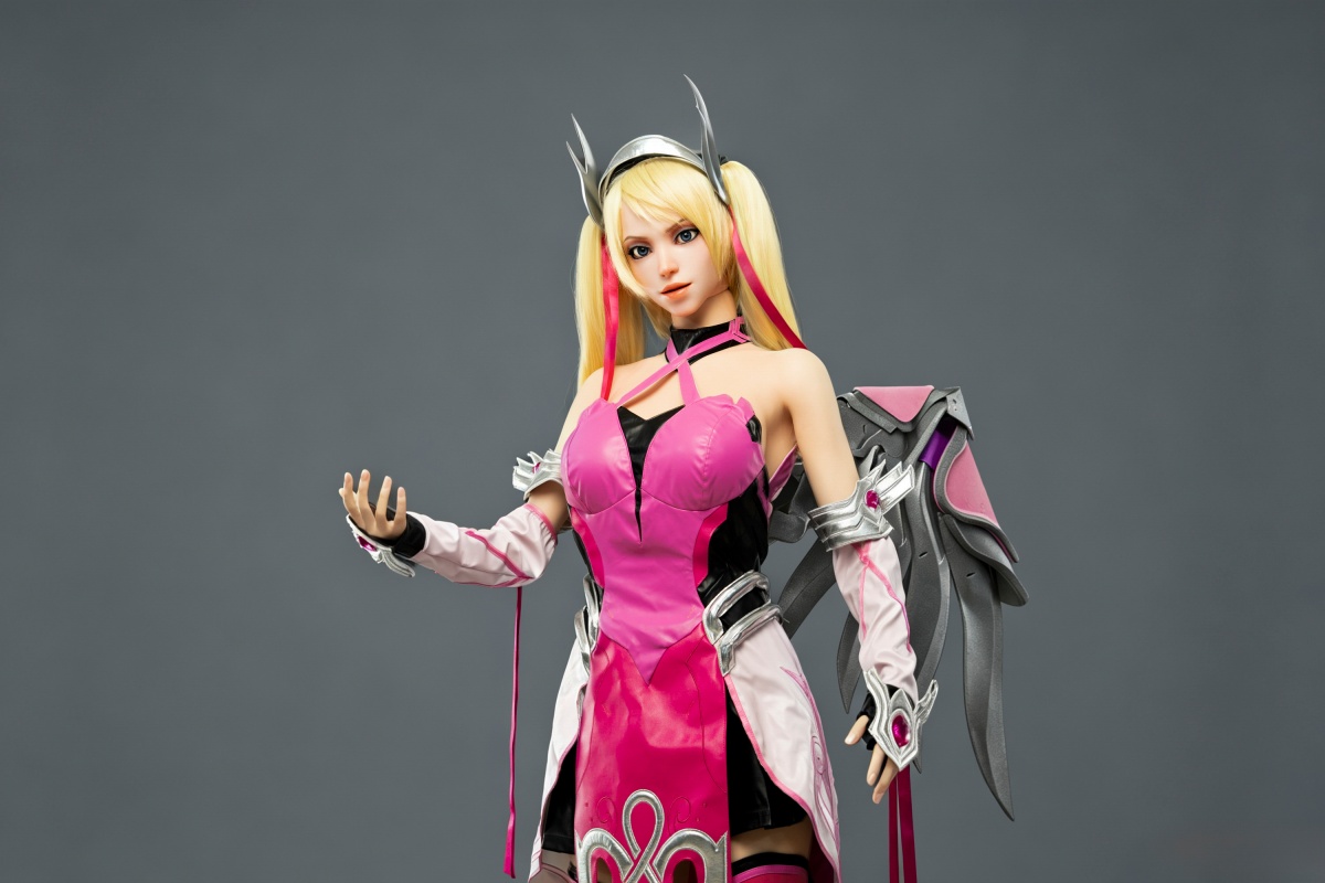 ファンタジー戦士風コスプレドール