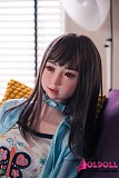 
控えめで自然なAAカップバストとスリムなウエストライン
