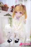 クリームイエローのドレスが似合うドール
