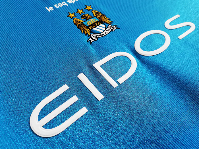 Manchester City Home Retro Jersey 99/01