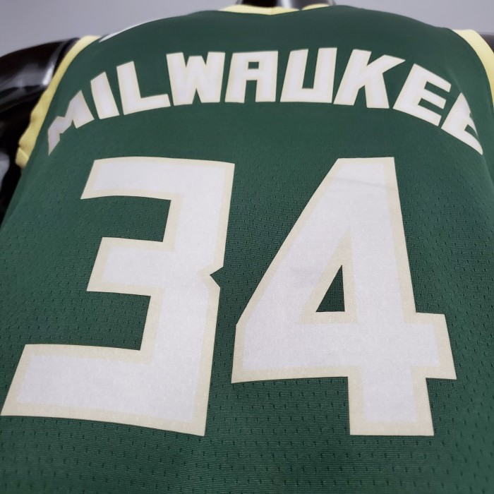 Giannis Antetokounmpo Milwaukee Bucks Swingman Jersey Green