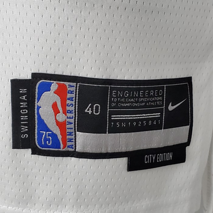 Carmelo Anthony Oklahoma City Thunder 75th Anniversary 2022 Swingman Jersey White