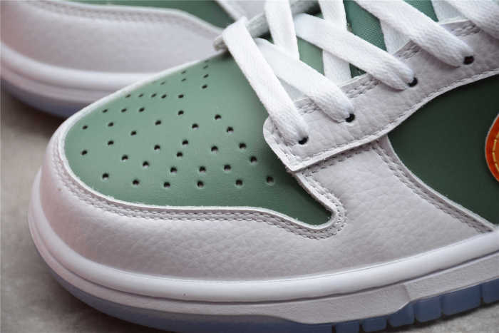 NK SB Dunk Low “NY vs NY” DN2489-3000