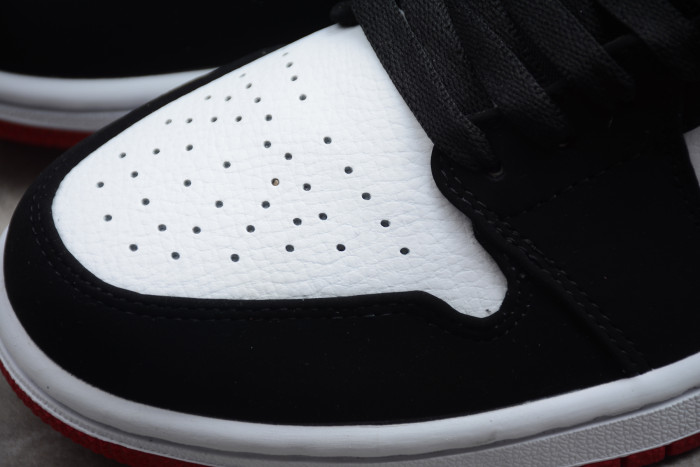 Air Jordan 1 Low 'Black Toe' 553558-116