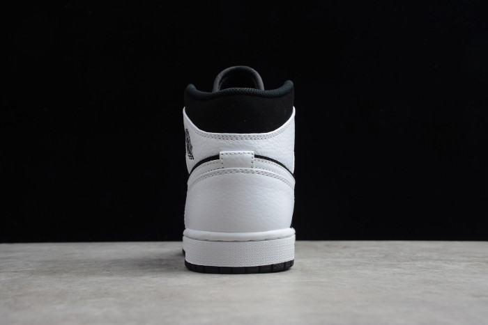 Air Jordan 1 Retro Mid 'Tuxedo' 554724-113